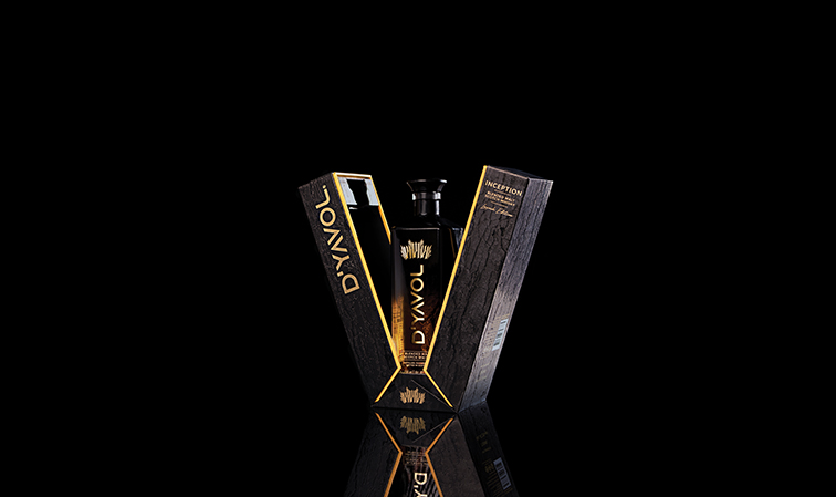 Aryan unveils D’Yavol Scotch blend