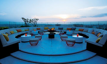 Rooftop sundowners at Ritz Carlton’s Bang