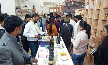 Classes, tasting dominate Vinexpo in Delhi